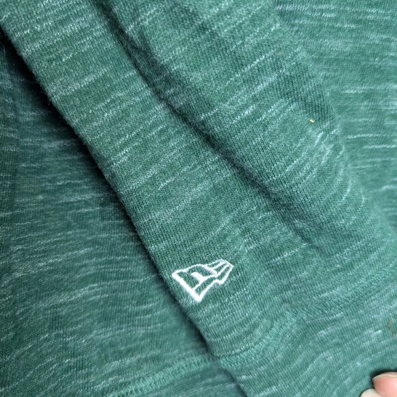 NFL GREEN BAY PACKER'S ZIP UP HOODIE GIRLS SIZE 4/5 - Picture 6 of 7